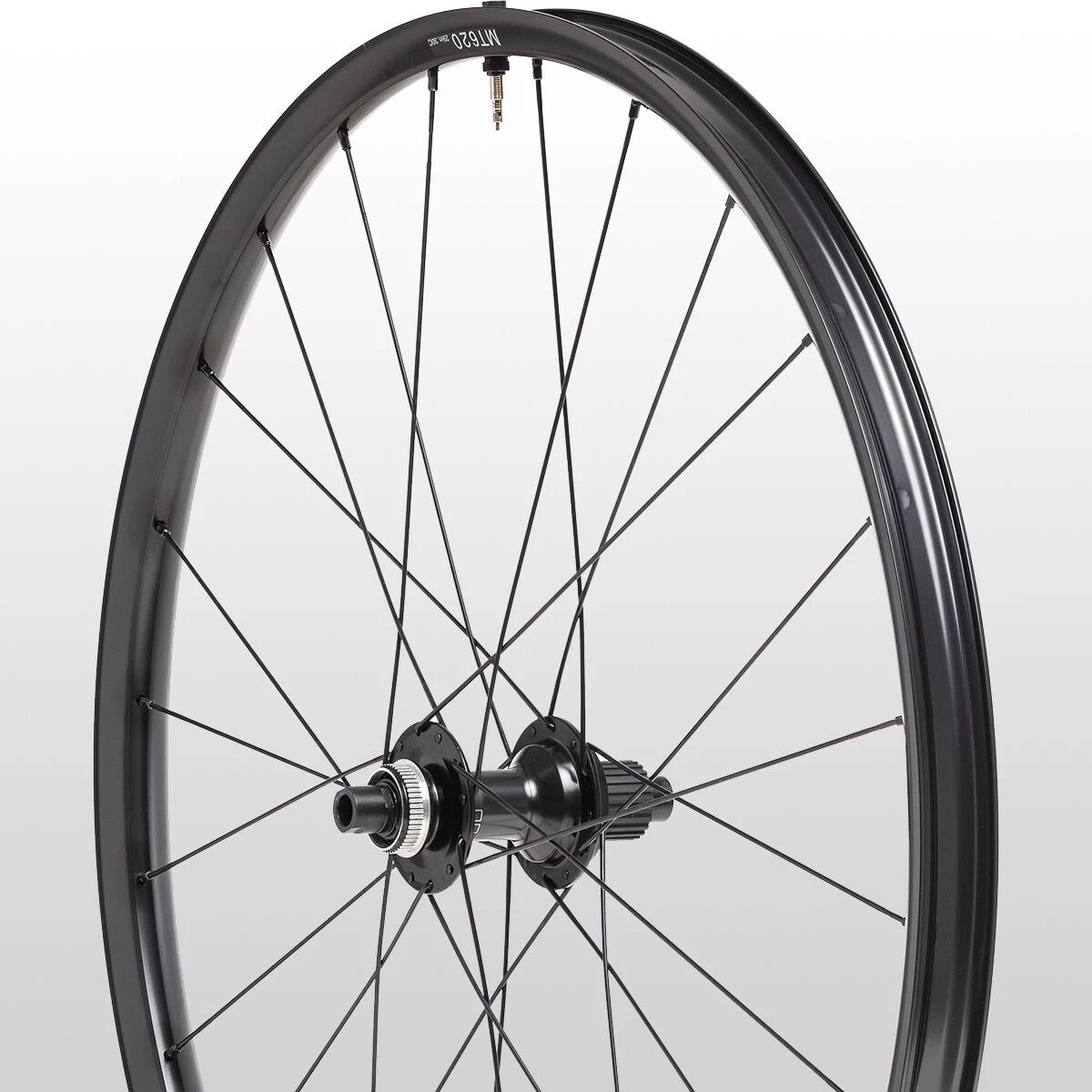 Shimano 29" Mountain Bike Wheels - Tubeless WH-MT620 29in Boost Wheelset - Image 2